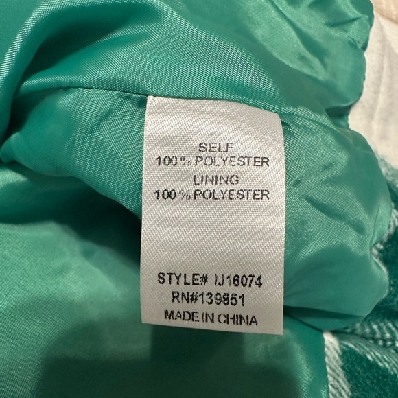 Plaid flannel jacket NWOT - Picture 12 of 13